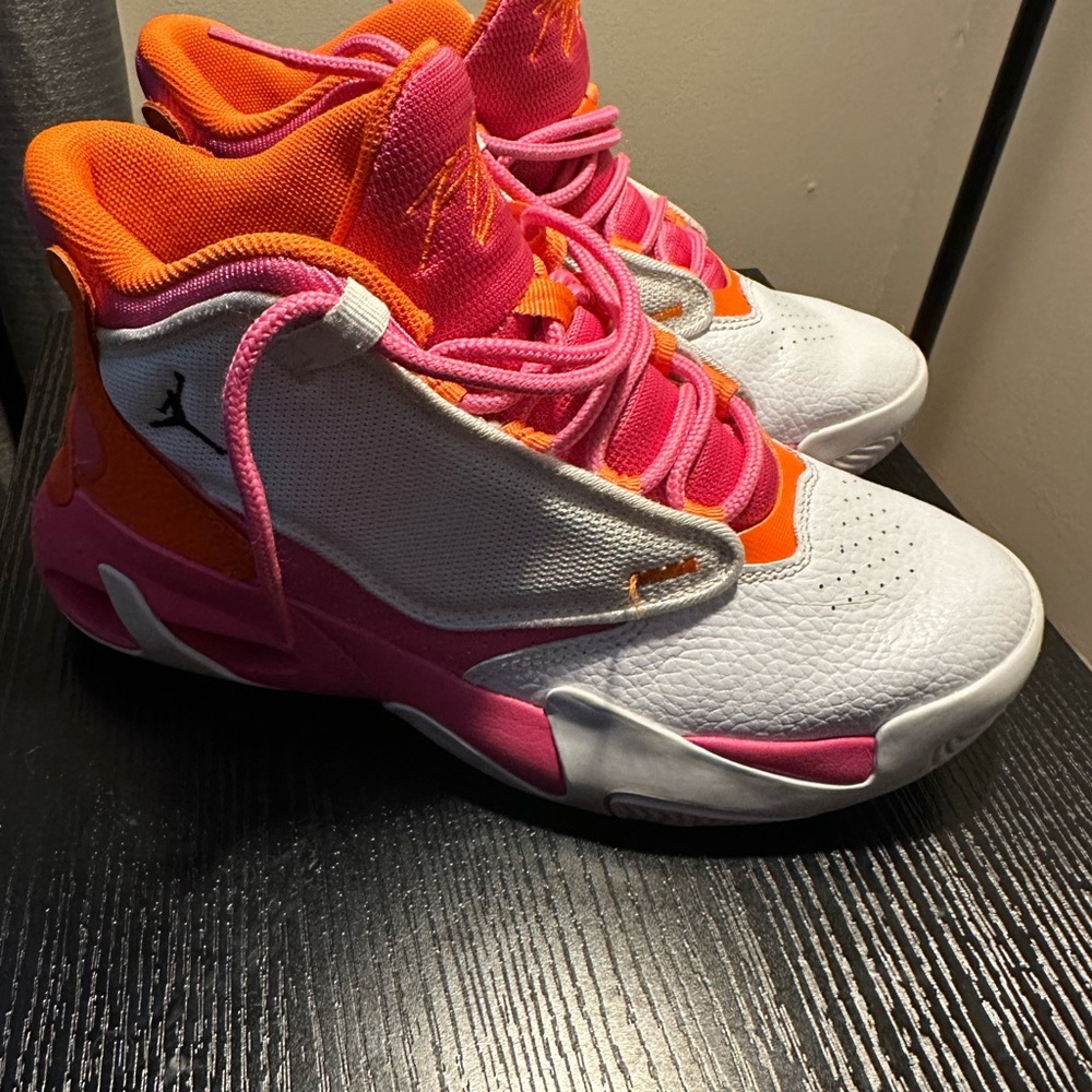 Jordan Pro Strong